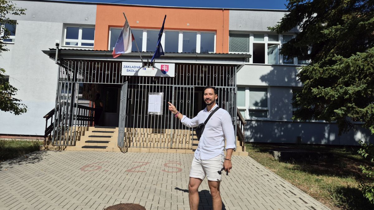 Základná škola Martina Rázusa na Zlatom Potoku vo Zvolene